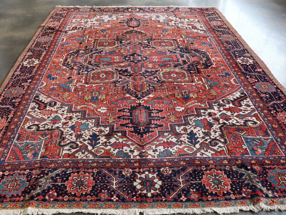 Persischer Khuniq-Heriz-Teppich — Kamel- und blaues, Tajeri-inspiriertes Design | 9'5" × 12'10"