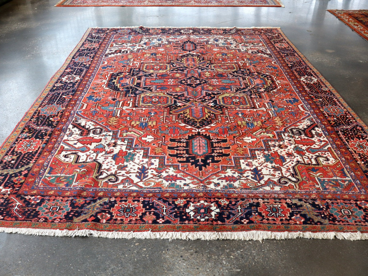 Persischer Khuniq-Heriz-Teppich — Kamel- und blaues, Tajeri-inspiriertes Design | 9'5" × 12'10"