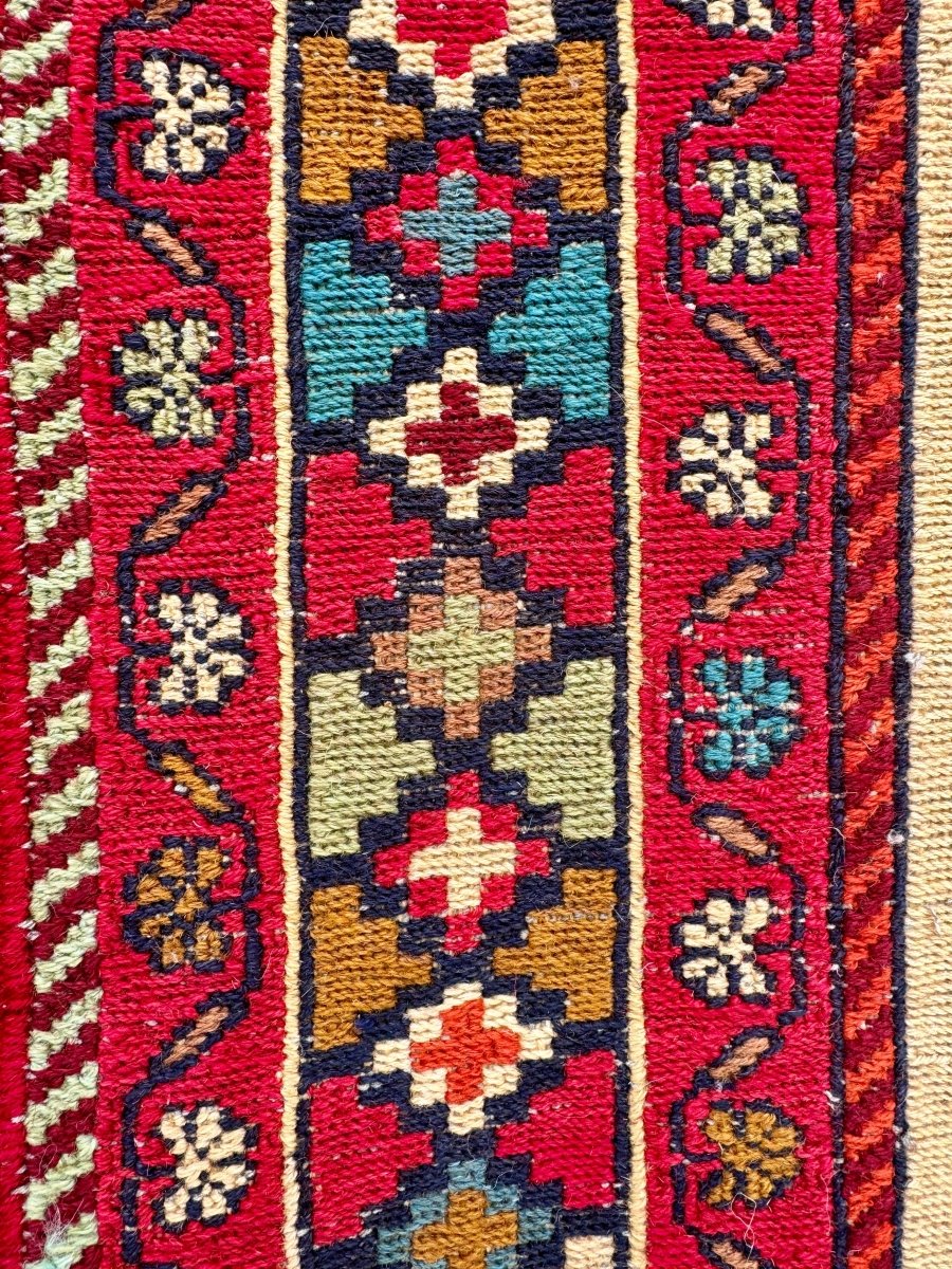 Persian Heriz-Design Varni Kilim — Golden Ivory & Indigo | 4'1" × 7'