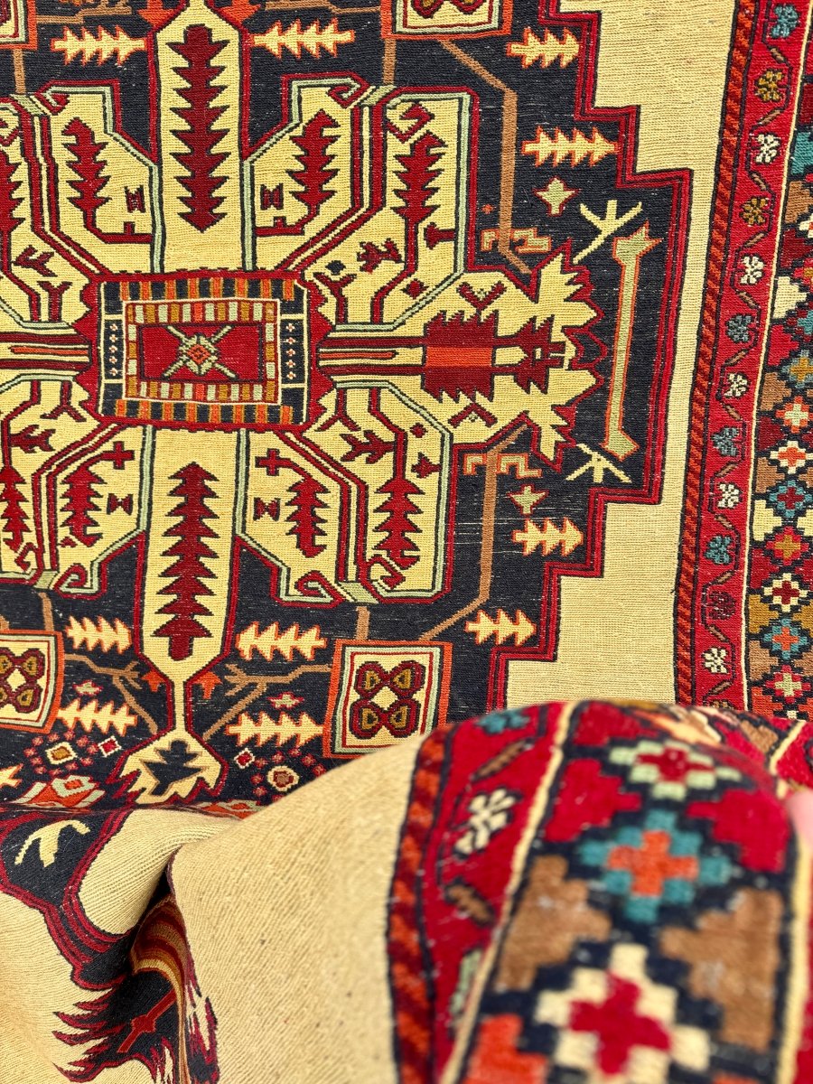 Persian Heriz-Design Varni Kilim — Golden Ivory & Indigo | 4'1" × 7'