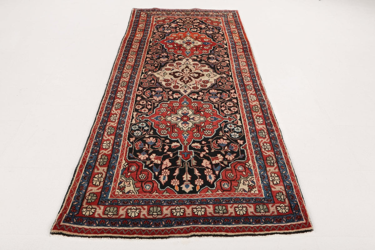Mahal Läufer — Elfenbein & Terrakotta auf Mitternachtsblau | 3'9" × 9'3"