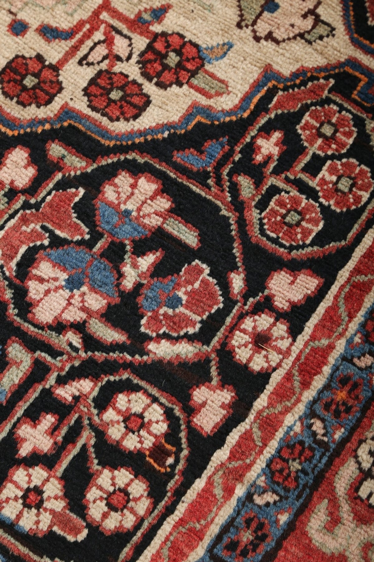 Mahal Läufer — Elfenbein & Terrakotta auf Mitternachtsblau | 3'9" × 9'3"