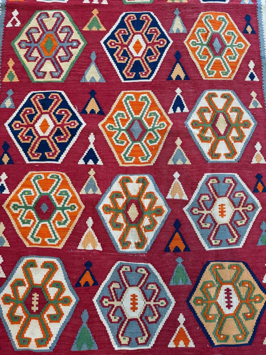 Persian Qashqai Kilim — Ruby & Colorful Scorpion Motifs | 5'4" × 9'2"