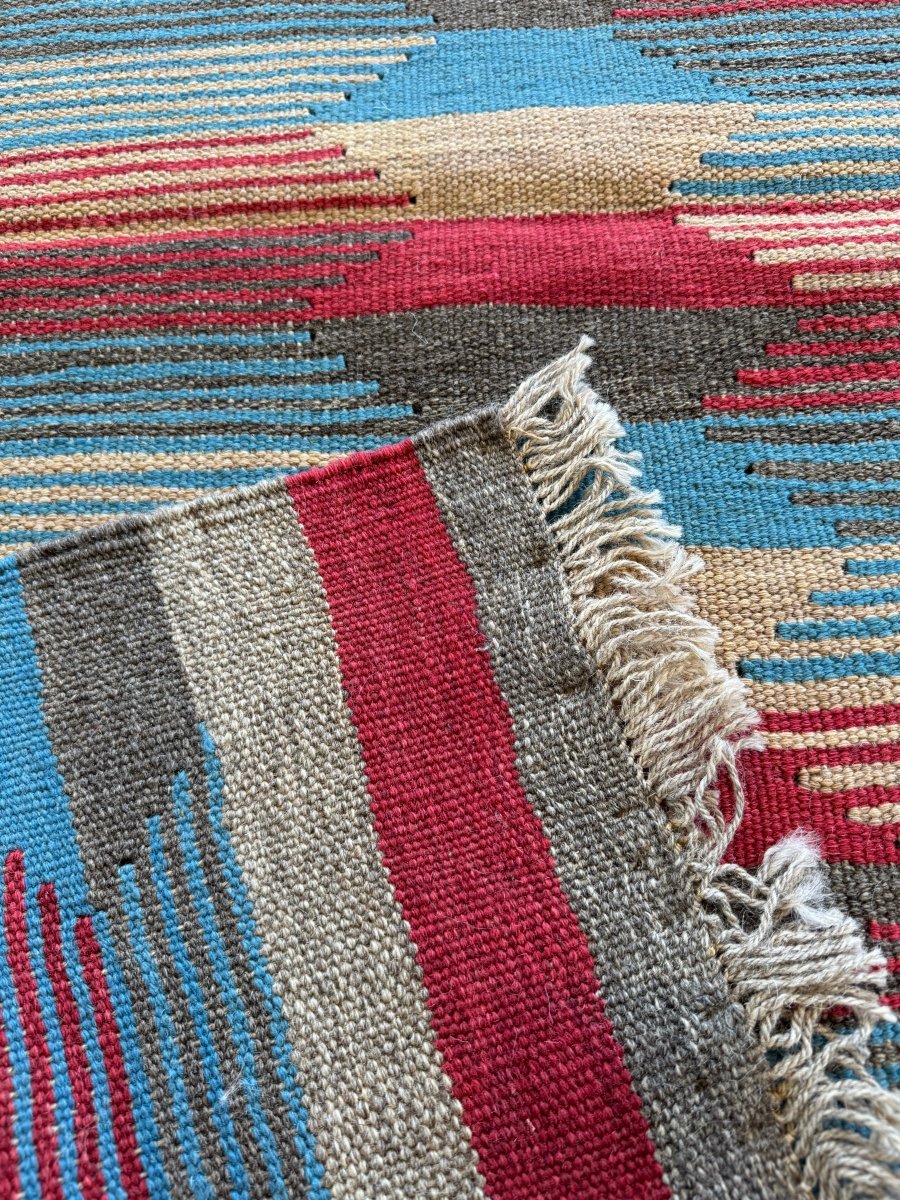 Shiraz Kilim — Afshan Lozi in Sky Blue & Ruby | 3' × 4'6"