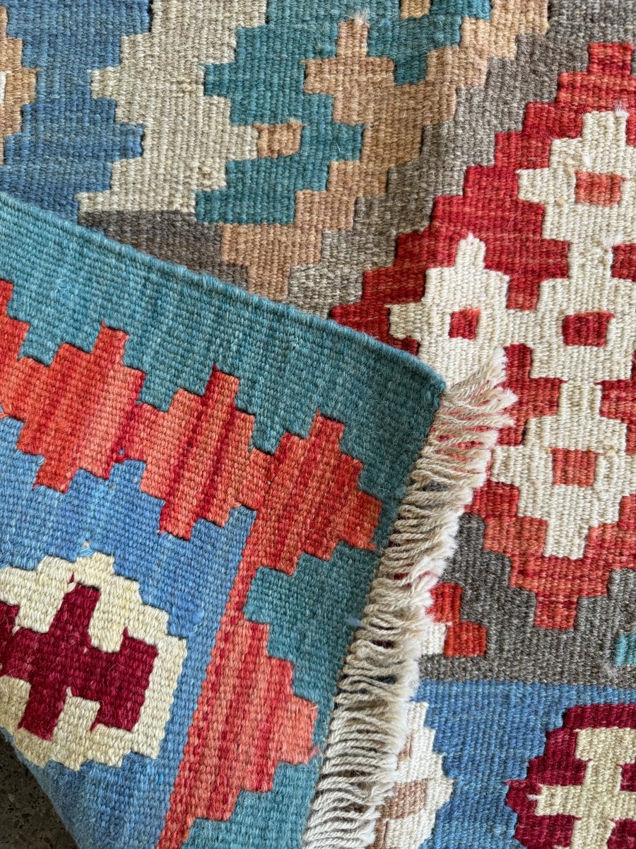 Shiraz Kilim — Sarasar Design in Sky Blue & Ruby | 5'3" × 6'9"