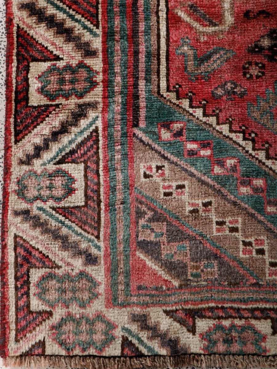 Persian Shiraz Rug — Crimson & Seafoam Tribal Diamonds | 4'9" × 6'9"