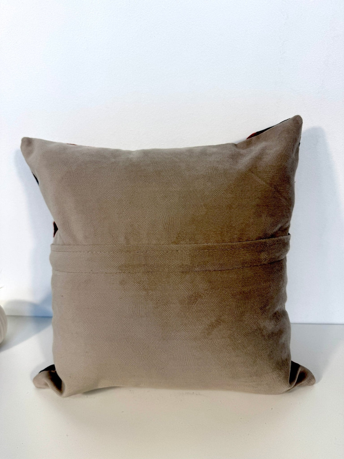 Pillow No. 025 | 16" x 16"