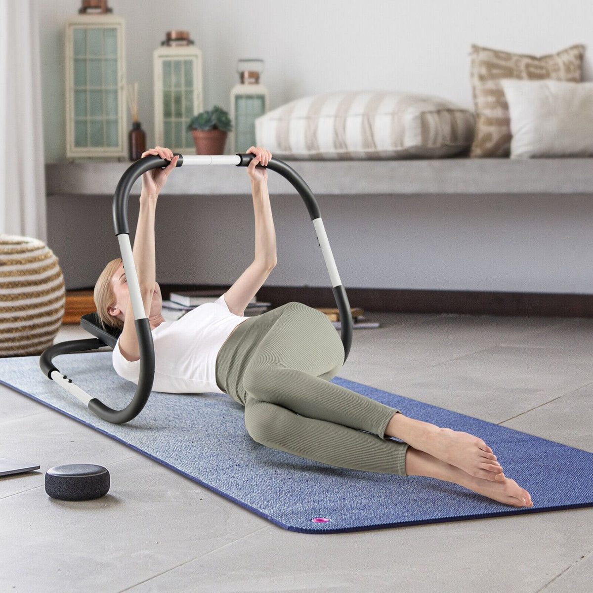 Tragbares Bauchmuskeltrainer-Gerät mit Nackenstütze und Schaumstoffgriffen für Büro und Heimfitness – Weiß