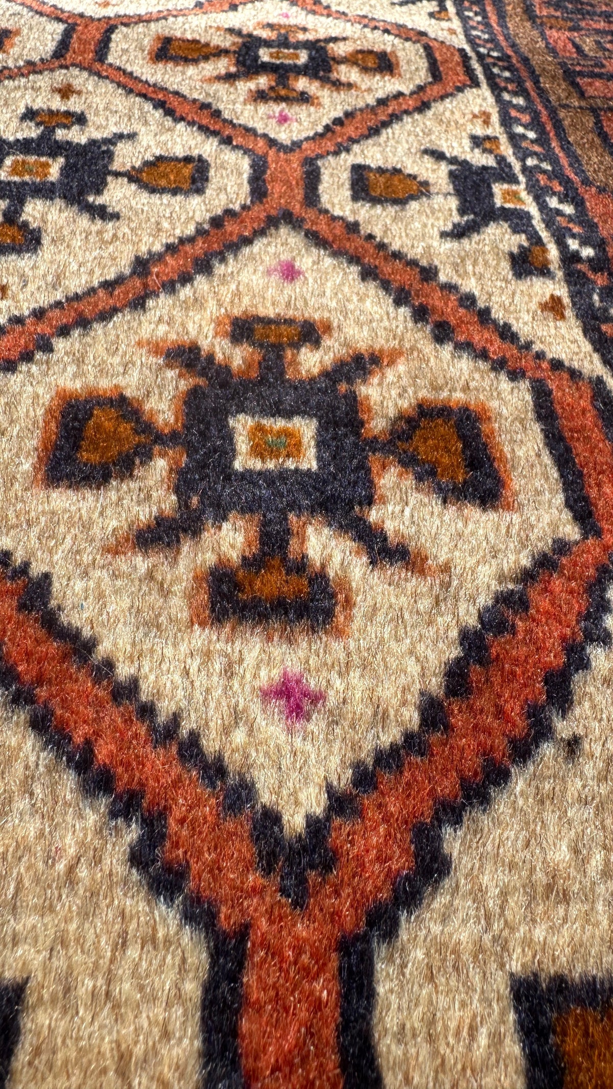 Quchan Kurdish Runner — Ivory Rosette Lattice & Rust Border | 2'10" × 6'9"
