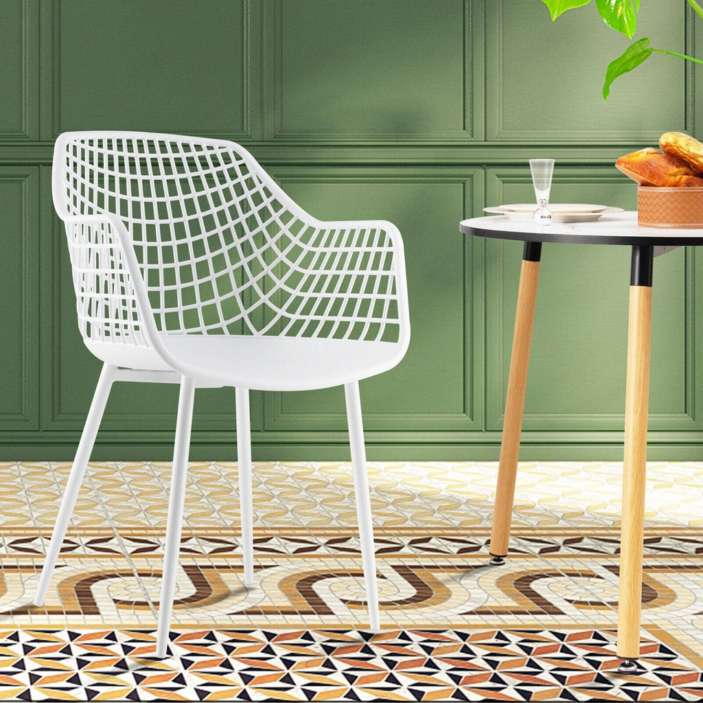 Lot de 4 chaises de salle à manger à dossier ajouré avec assise incurvée, en plastique blanc et pieds en métal