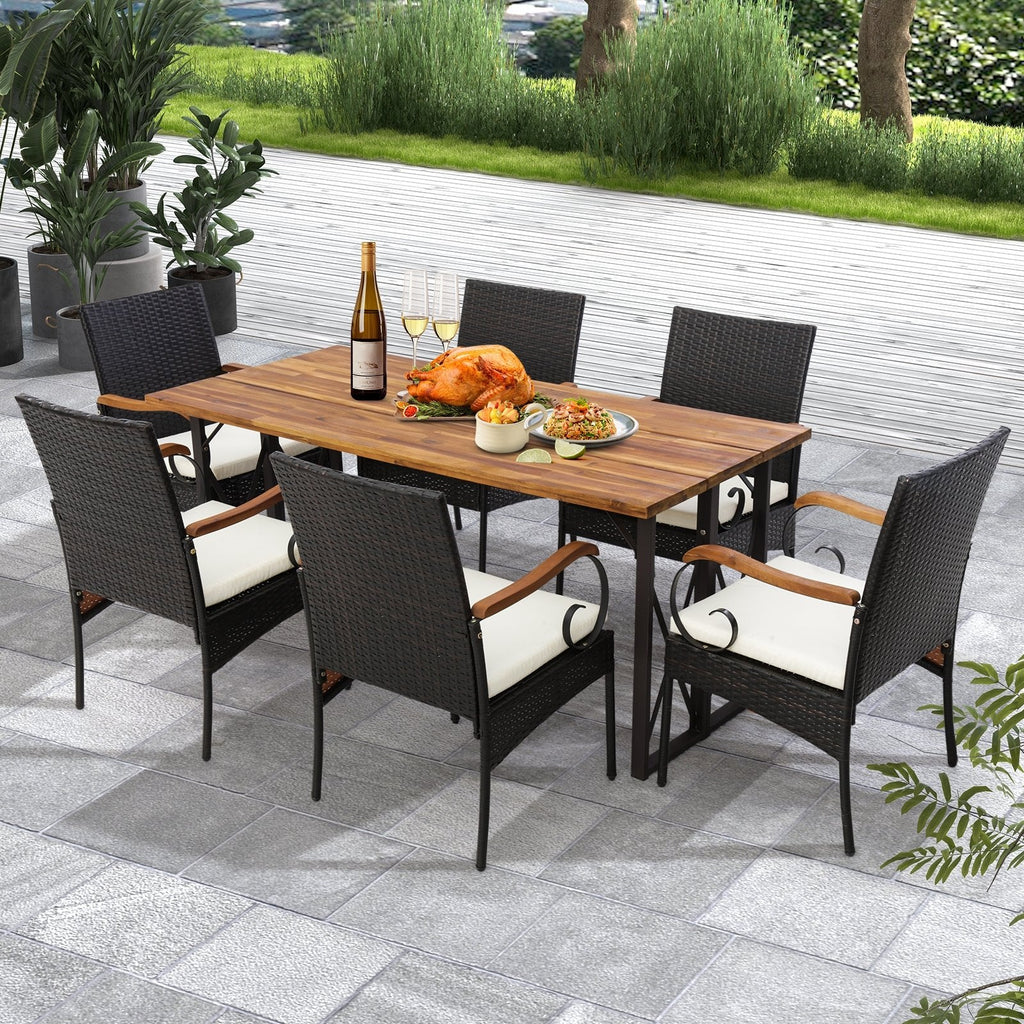 2er-/4er-Set Gartenstühle aus PE-Geflecht mit Armlehnen aus Akazienholz – 2er-Set