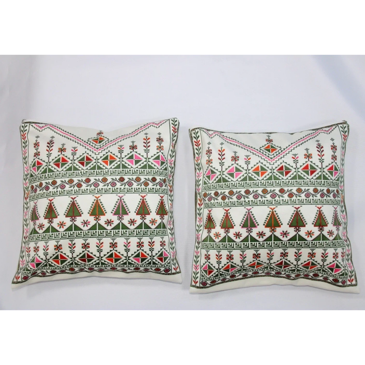 Cushion Cover Set of 2 – Printed Palestinian Tatreez – 18×18 in – Olive Blossom