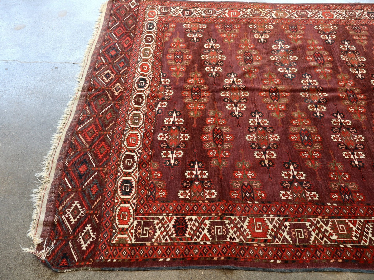 Turkmen Yomut Rug — Wine Red & Ivory Guls | 6'10" × 10'7"