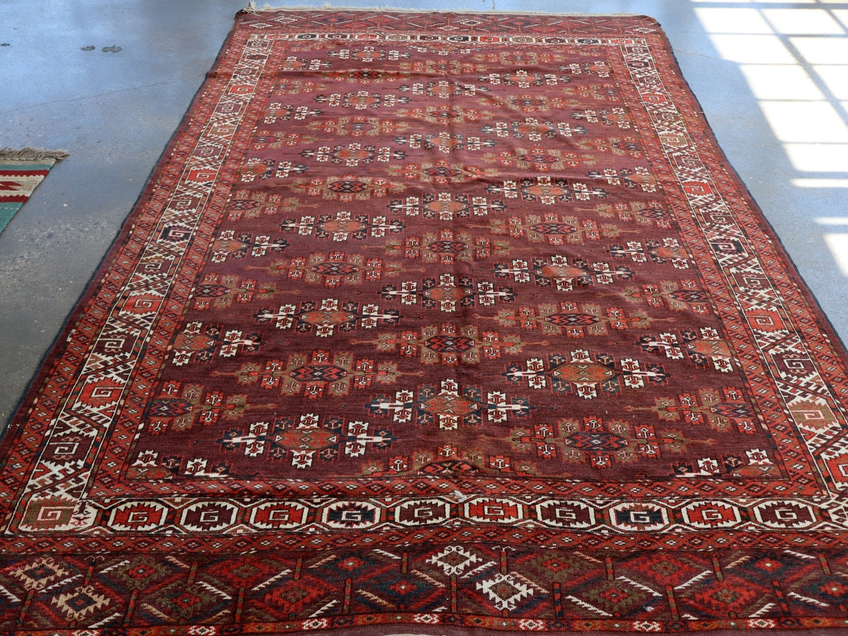 Turkmen Yomut Rug — Wine Red & Ivory Guls | 6'10" × 10'7"