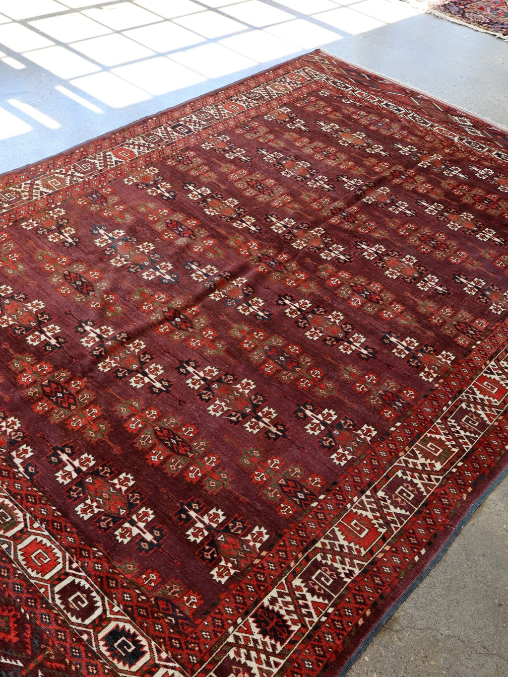 Turkmen Yomut Rug — Wine Red & Ivory Guls | 6'10" × 10'7"