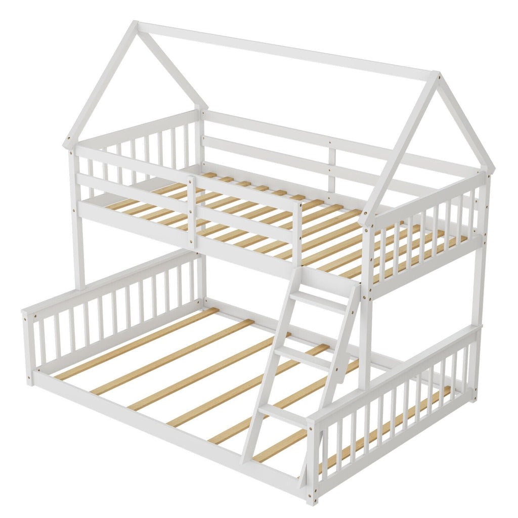 Litera de casa doble sobre matrimonial con escalera y barandales-Blanco