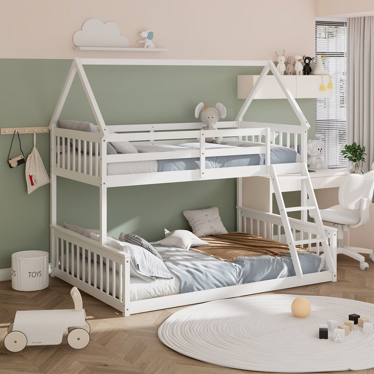 Litera de casa doble sobre matrimonial con escalera y barandales-Blanco